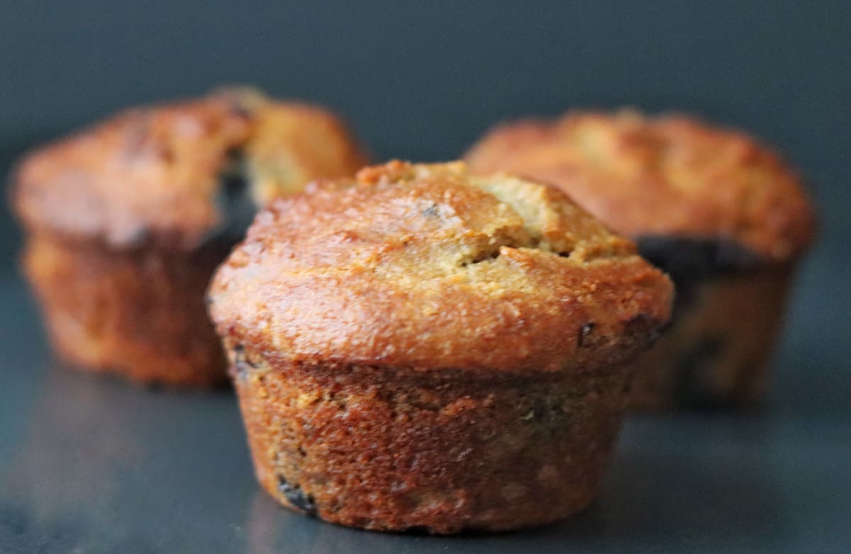 3 banana blueberry muffins