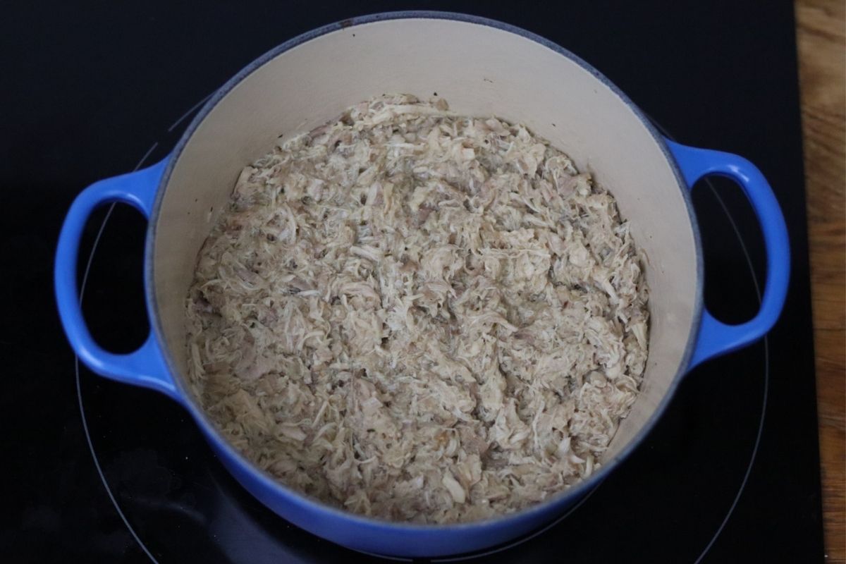 chicken rillettes once cooked: the liquid has been absorbed